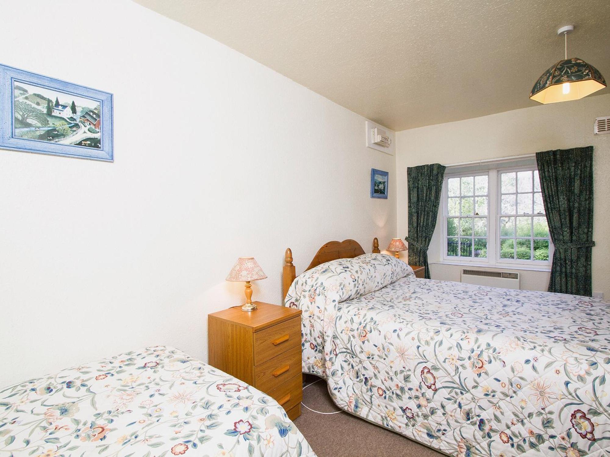 Katys Cottage Balnaboth Екстер'єр фото